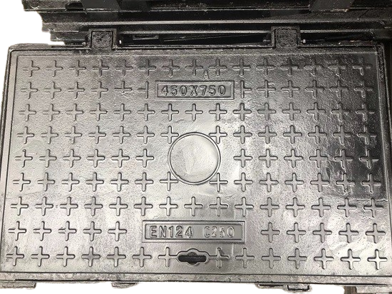 球墨鑄鐵井蓋450*750