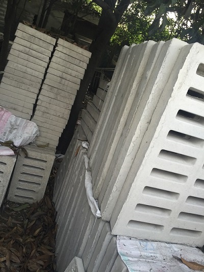 水泥雨水篦子圖片,水泥雨水篦子高清圖片,水泥雨水篦子成品圖片,水泥雨水口立篦子圖片,四孔水泥雨水篦子圖片